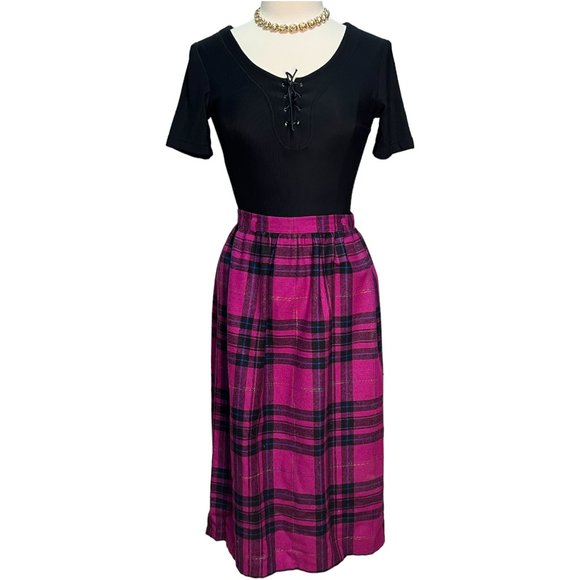 Vintage hot pink and black wool skirt - Picture 2 of 5